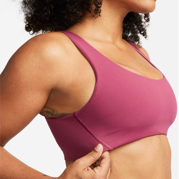 Nike Women’s One Scoop Lightly Lined U-Neck Sport Bra M - Picture 2 of 7